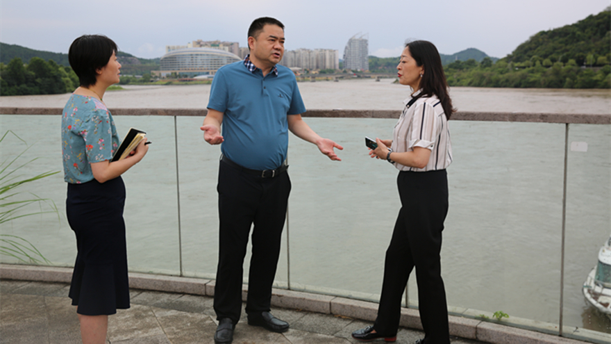 集团党委书记、董事长肖林督导检查三江码头防汛情形